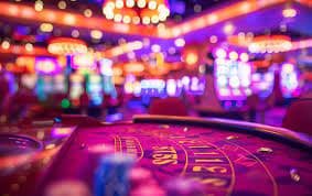 Galeri permainan platform bola77 menampilkan miniatur Super Sic Bo, Blackjack, Roulette, slot, dan opsi sportsbook